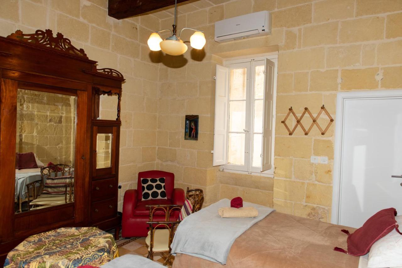Maria Townhouse Heart Of Victoria B&B Экстерьер фото