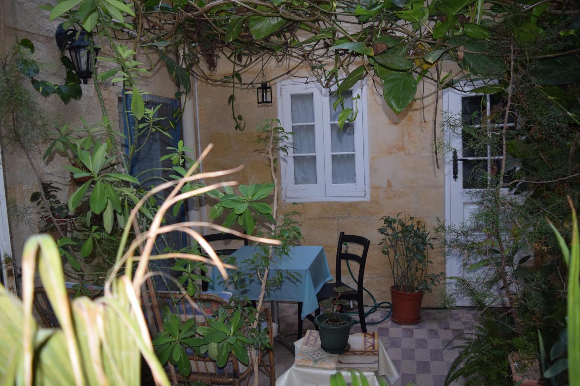 Maria Townhouse Heart Of Victoria B&B Экстерьер фото